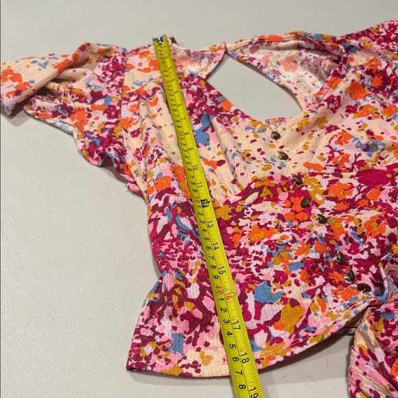 Anthropologie By Anthropologie V-Neck Flutter Hem Top Blouse. Small. Floral.NWT. - Picture 16 of 16